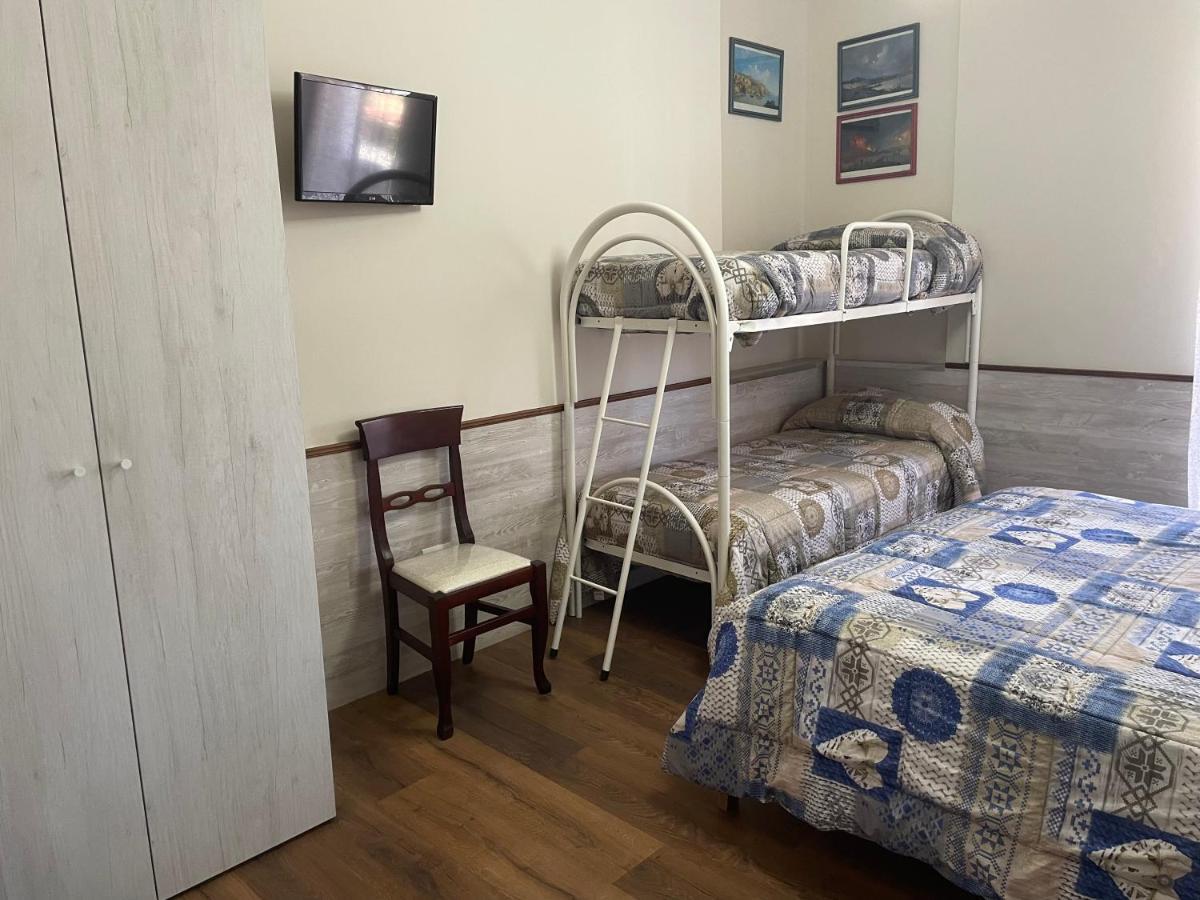 Hotel Cappuccetto Rosso Lusciano ภายนอก รูปภาพ
